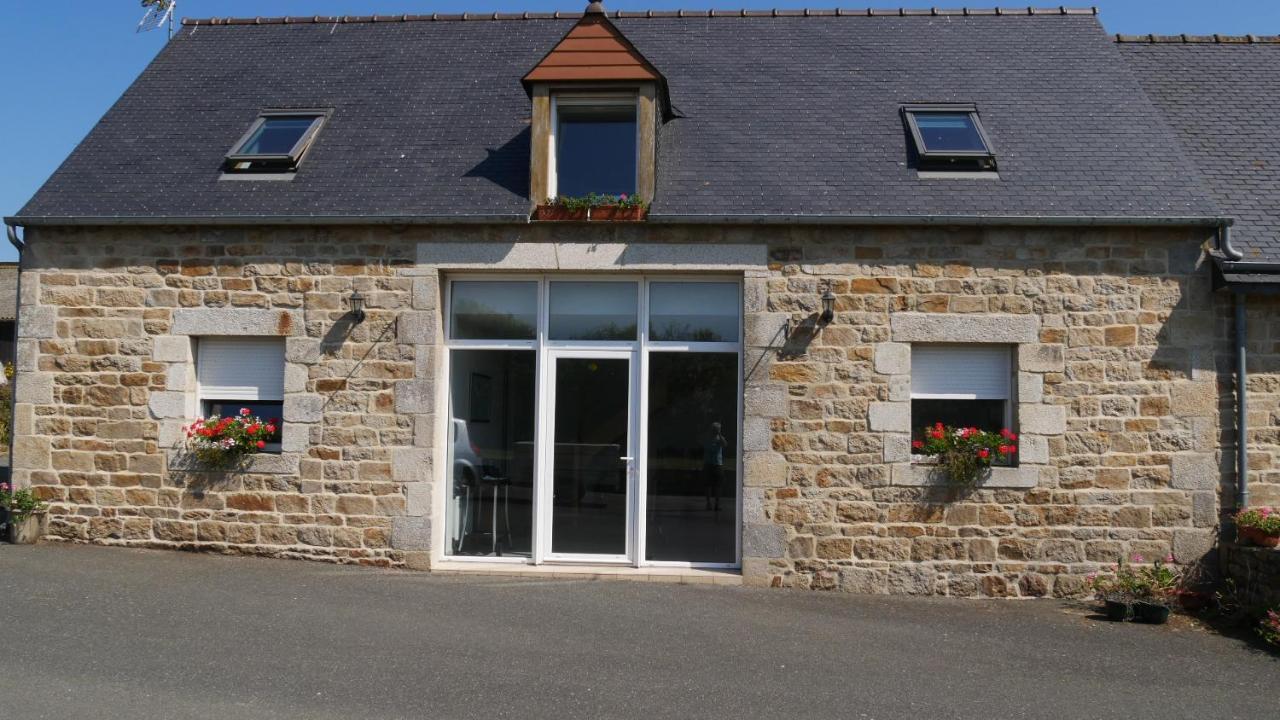 La Ferme Guibel Plouzélambre Exterior foto